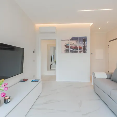 Caterina - View Terrace And Garden By Rent