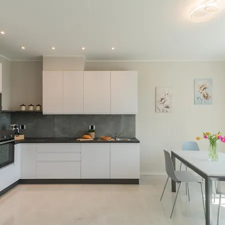 Caterina - View Terrace And Garden By Rent * Moltrasio