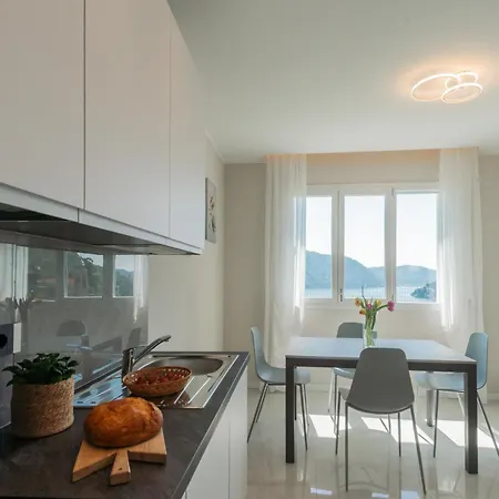 Caterina - View Terrace And Garden By Rent * Moltrasio