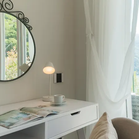 Caterina - View Terrace And Garden By Rent