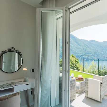 Caterina - View Terrace And Garden By Rent Apartment Moltrasio