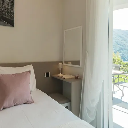 Caterina - View Terrace And Garden By Rent Apartment